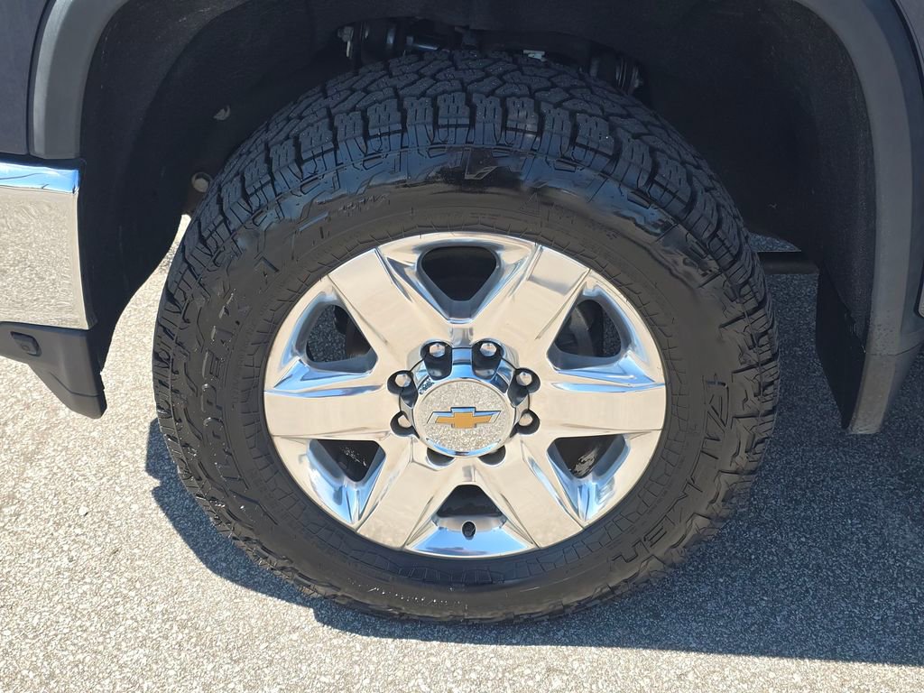 Certified 2022 Chevrolet Silverado 2500 LTZ w/ LTZ Plus Package AWD/4WD image 27