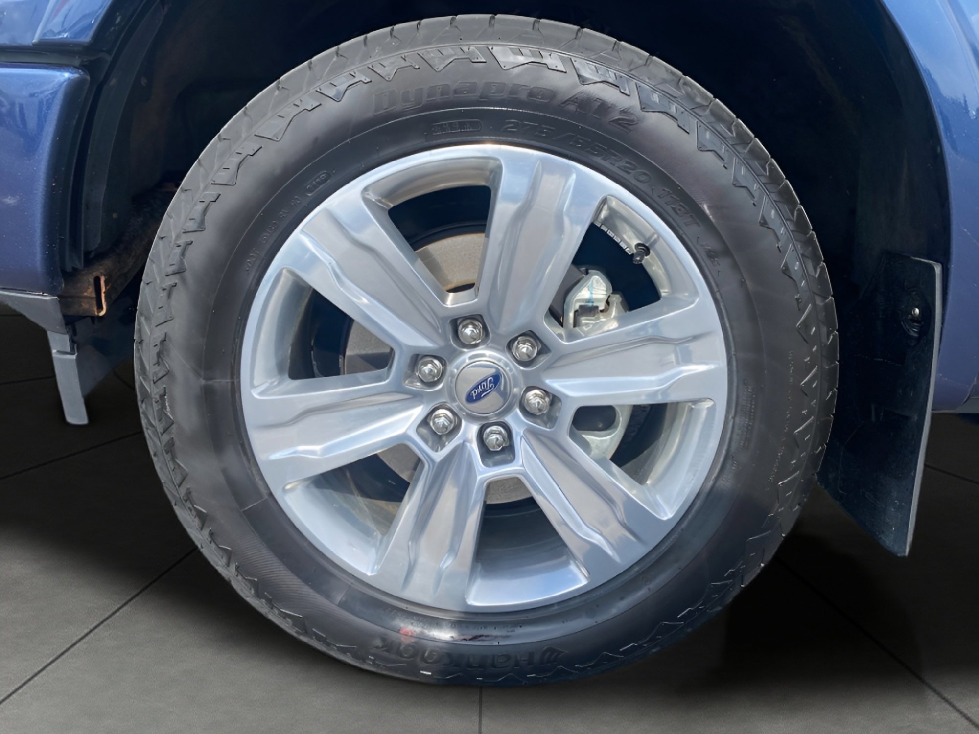 Certified 2019 Ford F150 Platinum w/ Equipment Group 701A Luxury AWD/4WD image 3
