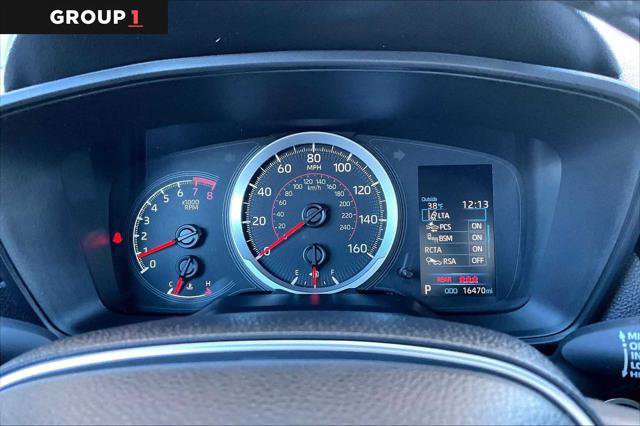 Certified 2022 Toyota Corolla Cross LE image 26