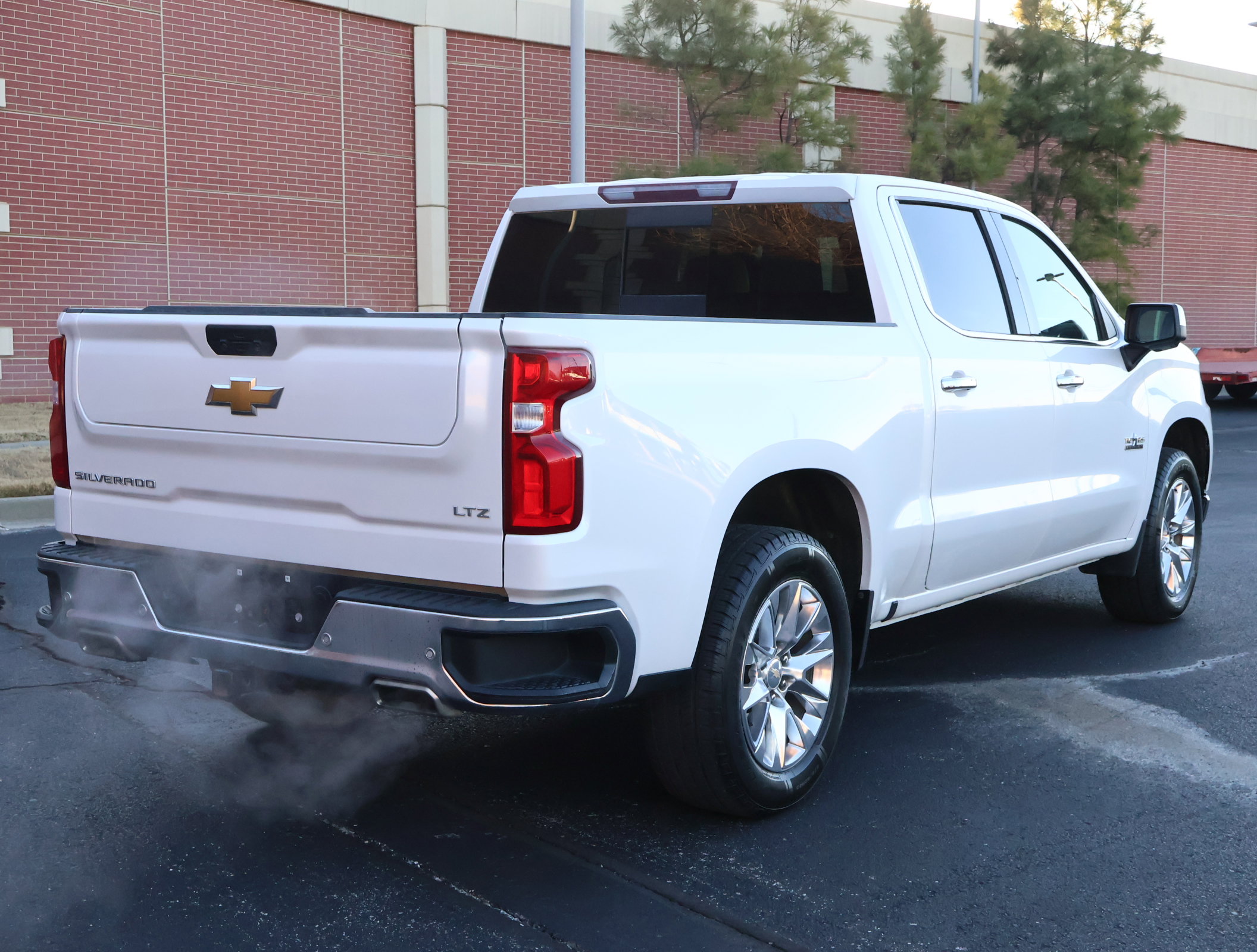 Used 2022 Chevrolet Silverado 1500 LTZ w/ Safety Package II image 34