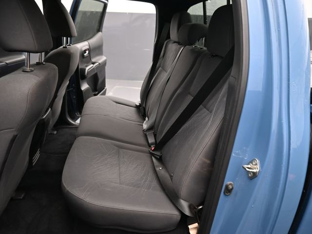 Used 2019 Toyota Tacoma TRD Sport image 9