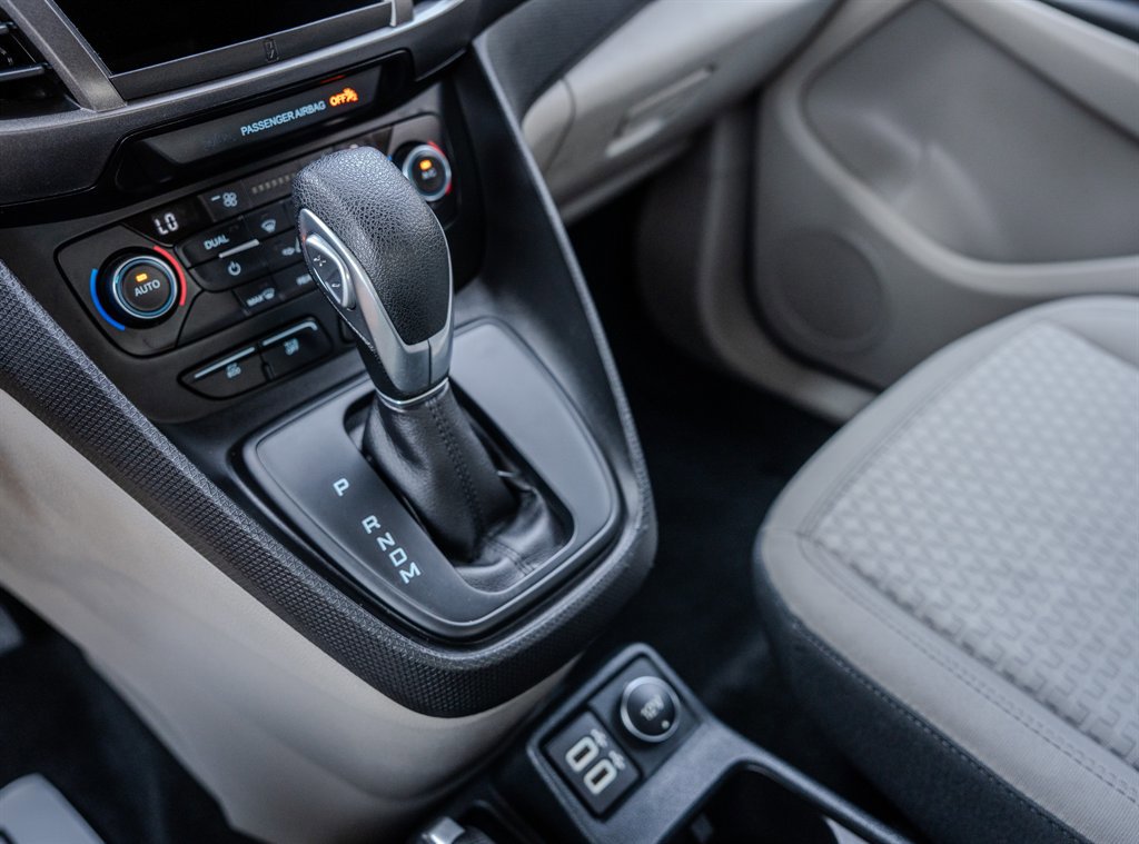 Used 2019 Ford Transit Connect XLT image 22