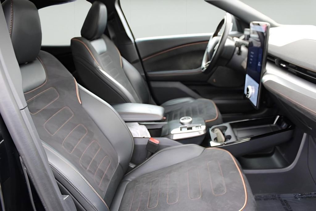 Used 2023 Ford Mustang Mach-E GT image 24