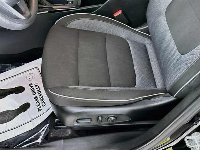 Used 2023 Chevrolet TrailBlazer LT FWD image 18