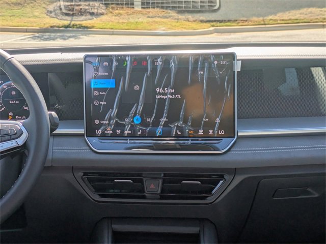 New 2026 Volkswagen Tiguan SE image 19