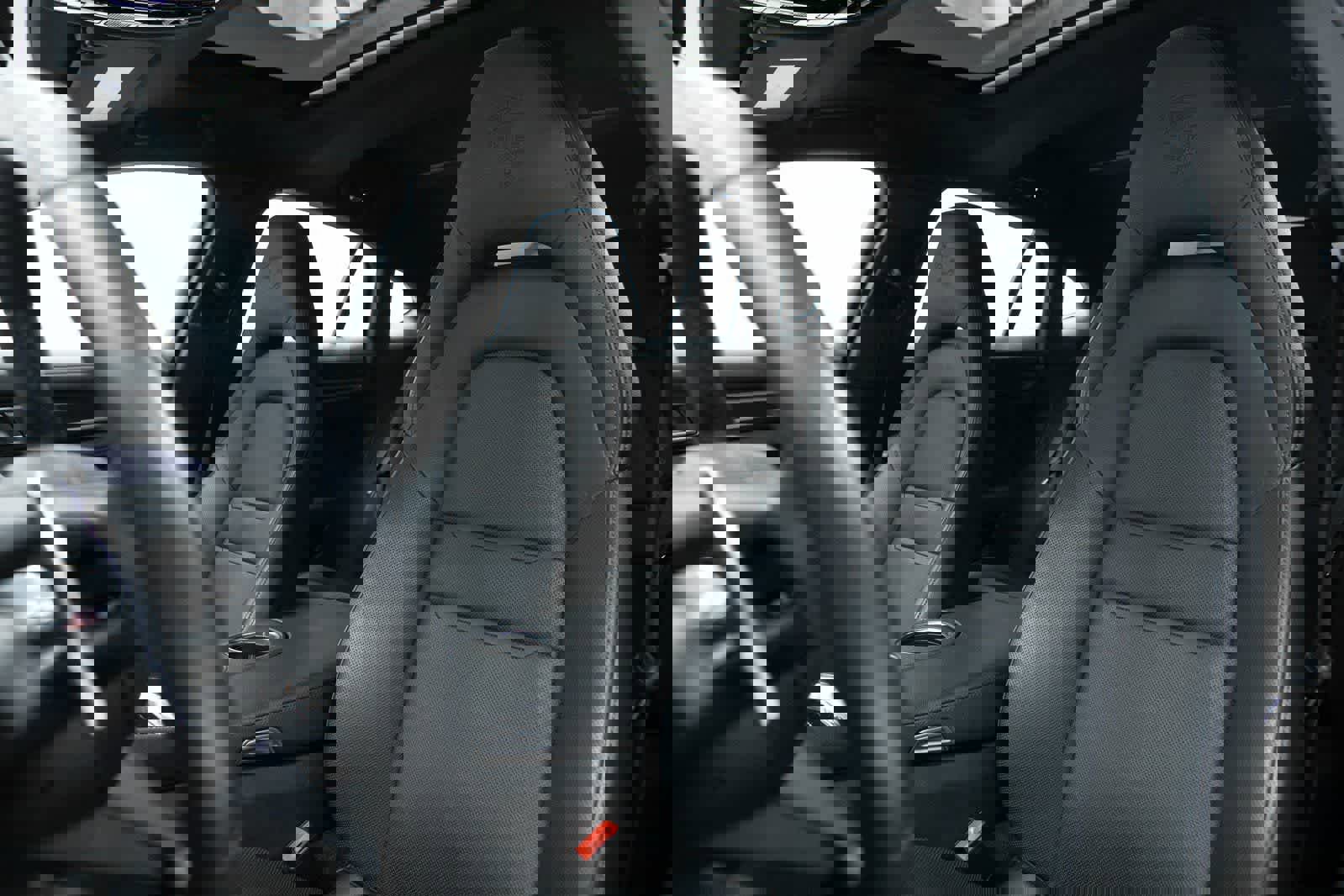 Certified 2023 Porsche Panamera Platinum Edition image 5