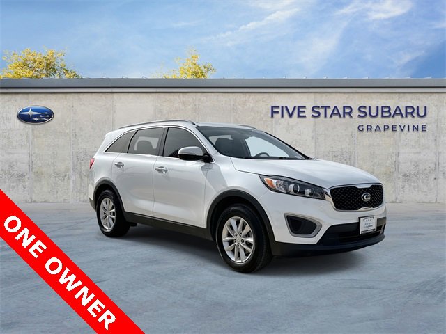 Used 2016 Kia Sorento LX w/ LX Convenience Package image 1