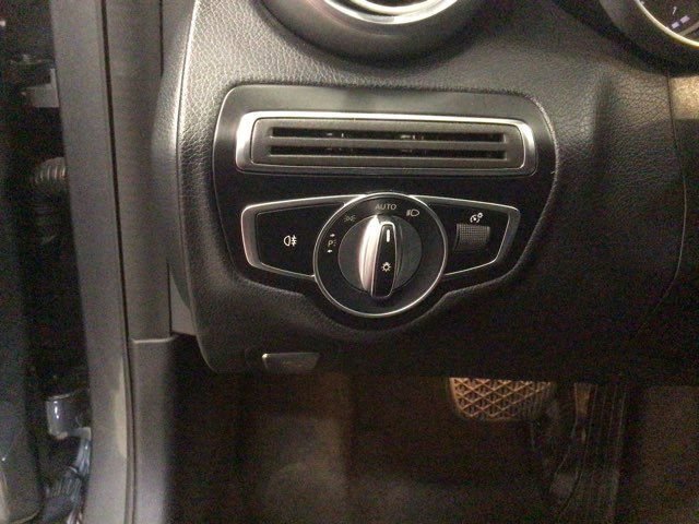 Used 2019 Mercedes-Benz C 300 Sedan w/ Premium Package image 19