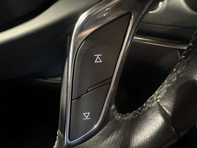 Used 2023 Cadillac XT5 Luxury FWD image 14