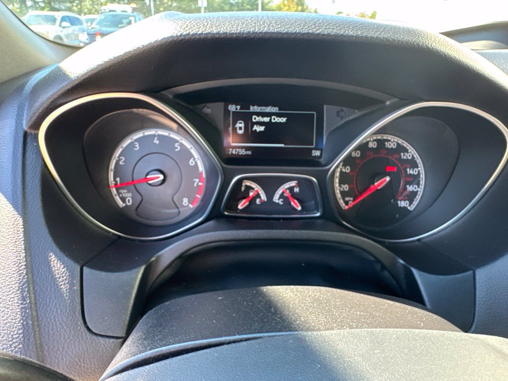 Used 2018 Ford Focus ST FWD image 28