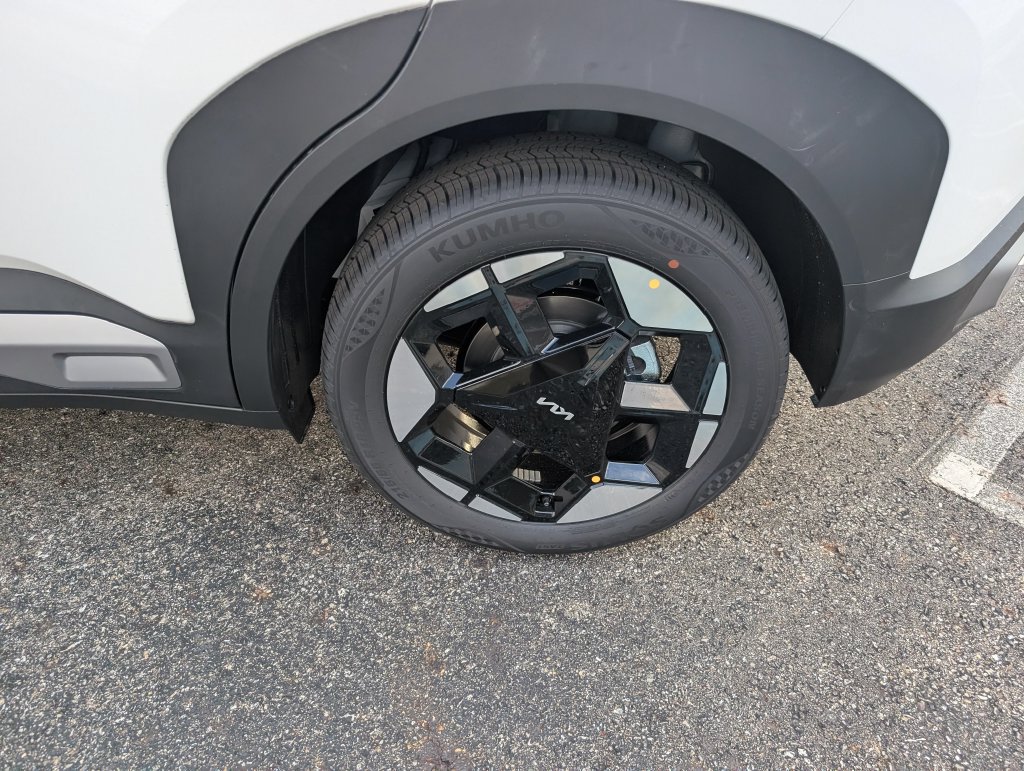 New 2027 Kia Seltos S FWD image 22