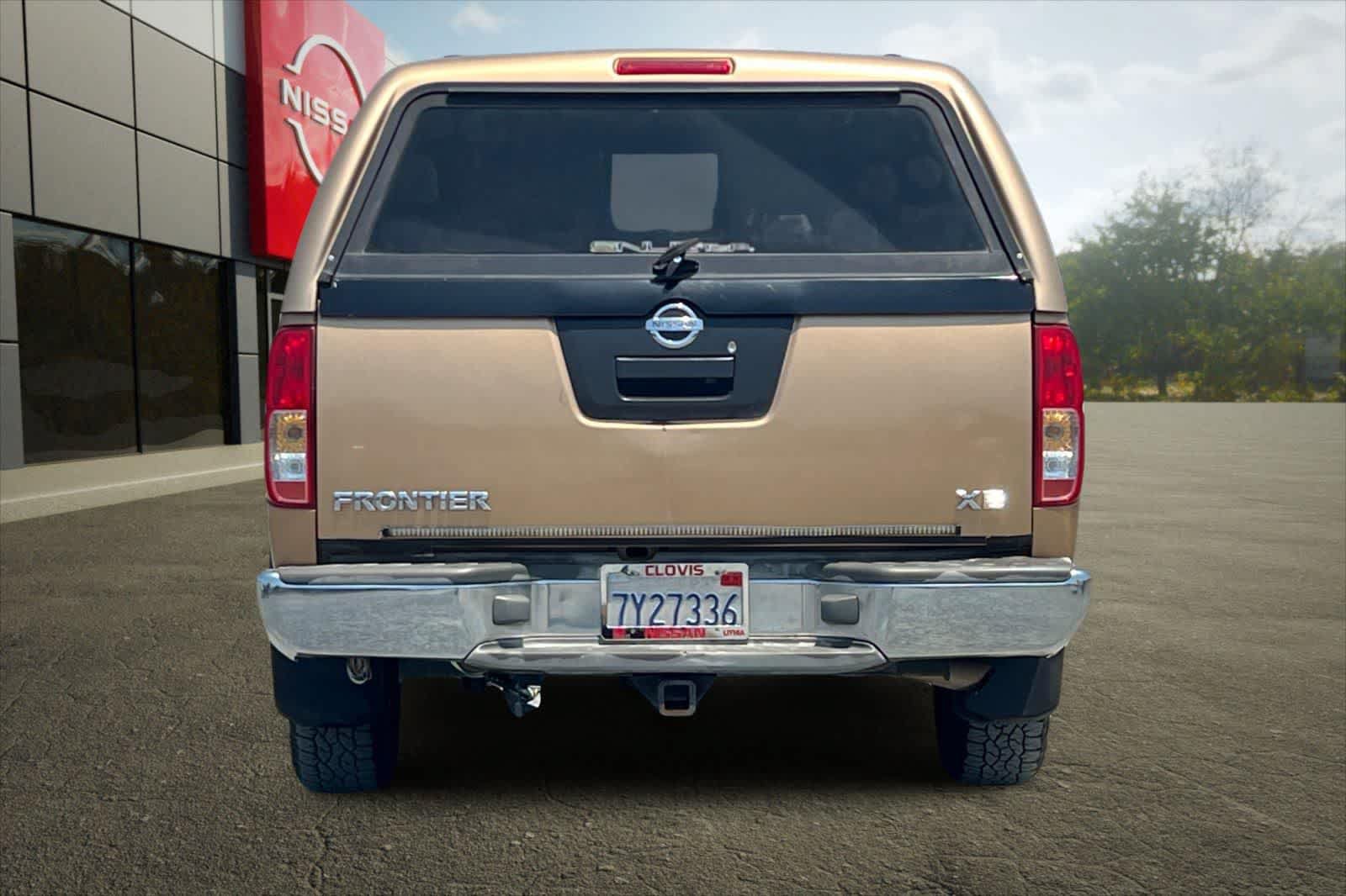 Used 2005 Nissan Frontier XE w/ (U01) Preferred Pkg RWD image 8