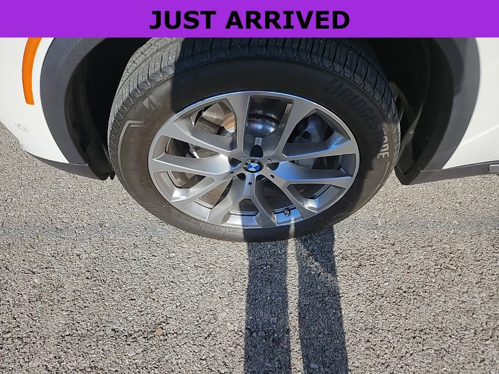 Used 2023 BMW X5 sDrive40i w/ Premium Package image 13