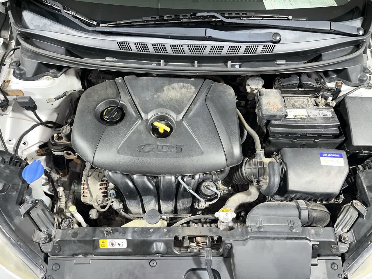 Used 2014 Hyundai Elantra w/ Option Group 2 FWD image 12