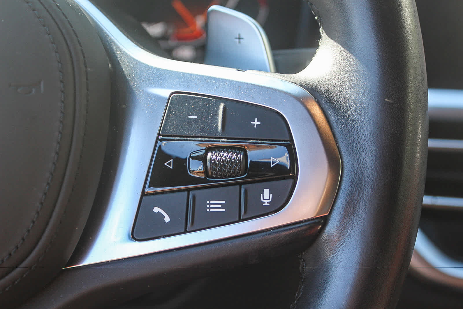 Used 2023 BMW 430i Coupe w/ M Sport Package RWD image 30