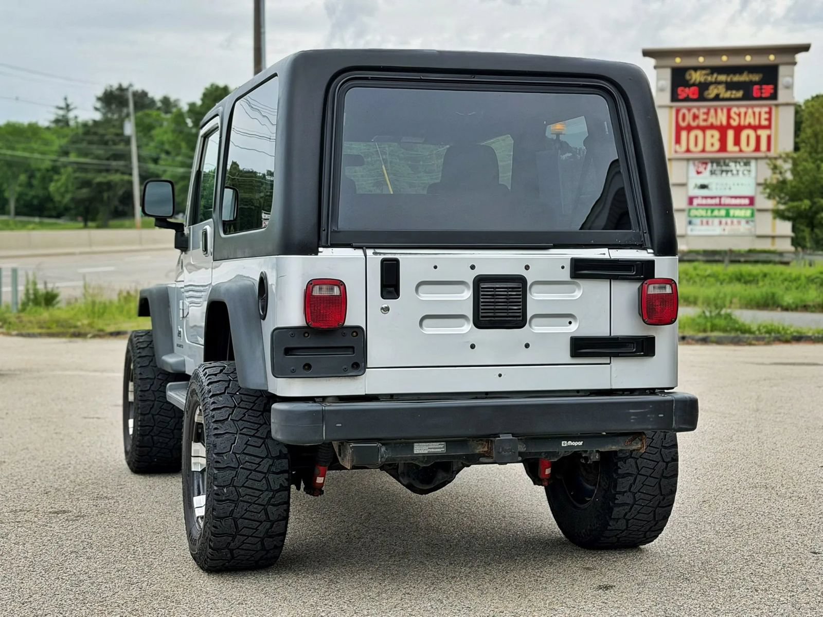 Used 2004 Jeep Wrangler 4WD image 12