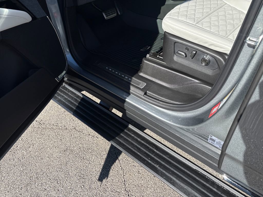New 2026 Cadillac Escalade V w/ LPO, Floor Liner Package image 12
