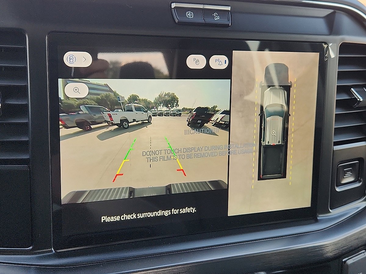 New 2025 Ford F350 Lariat w/ Black Appearance Package image 8