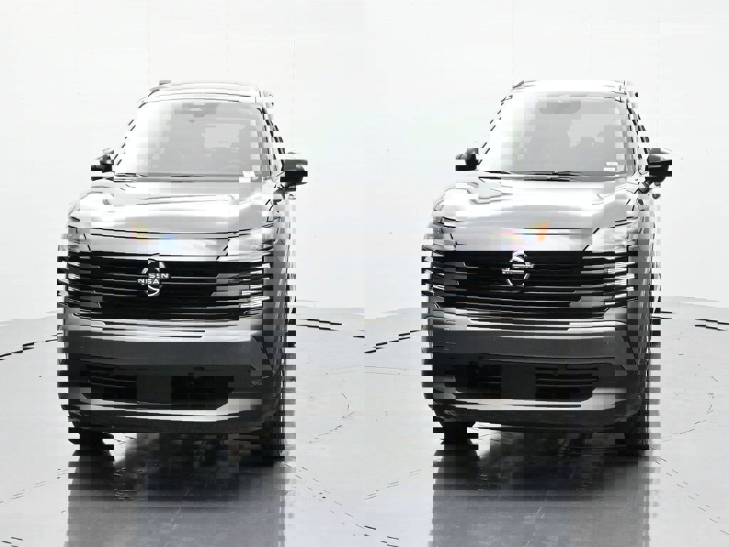 New 2026 Nissan Kicks SV image 2