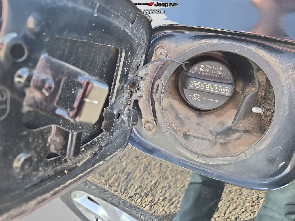 Used 2011 Toyota Corolla S image 31