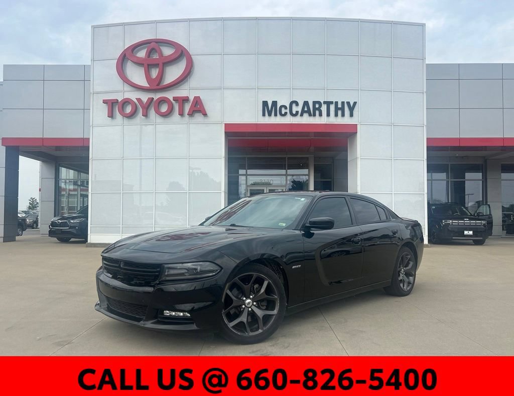 Used 2017 Dodge Charger R/T w/ Plus Group RWD image 1