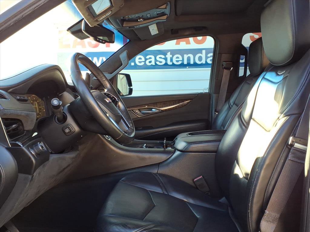 Used 2015 Cadillac Escalade Platinum image 9