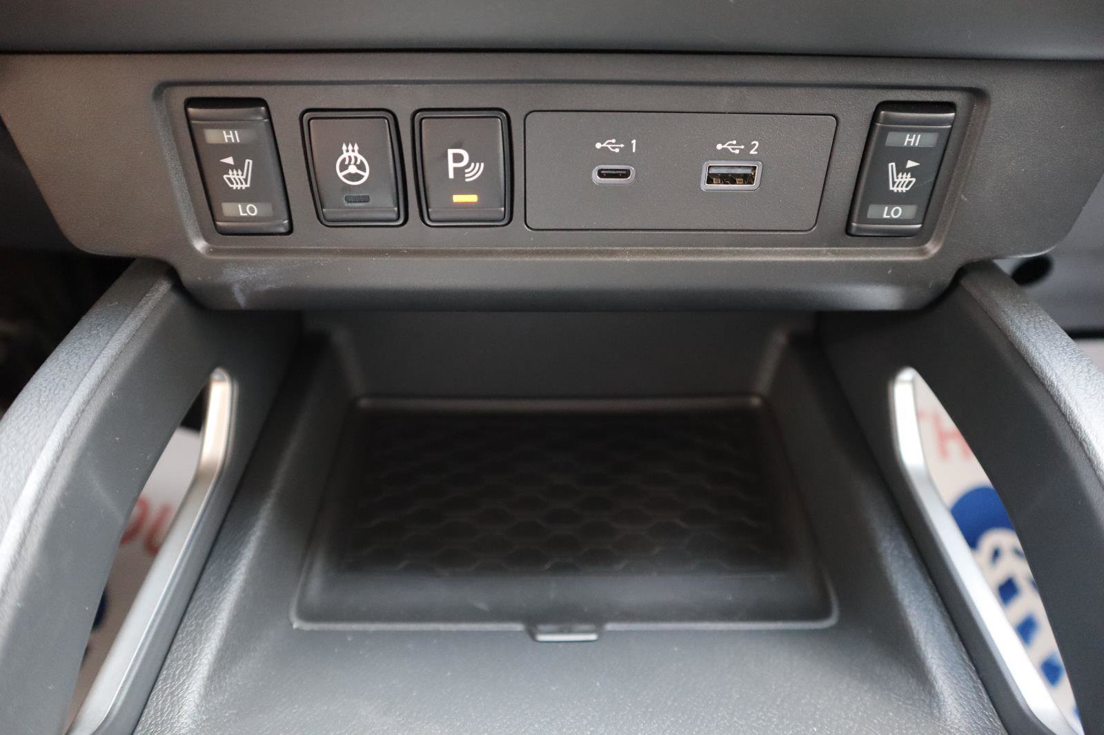 Used 2026 Nissan Frontier SV w/ SV Convenience Package RWD image 30