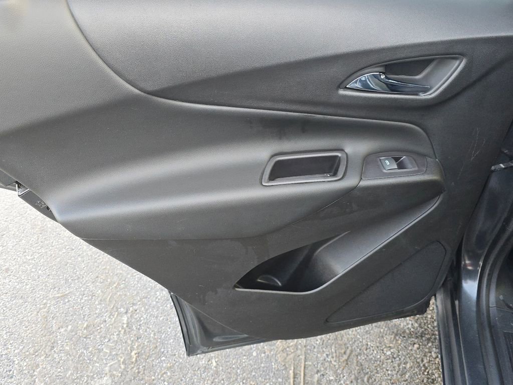 Used 2019 Chevrolet Equinox LT image 30