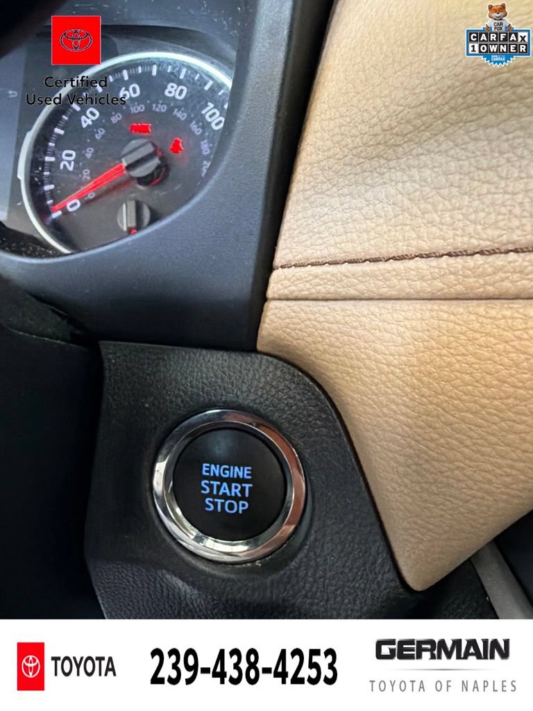 Used 2021 Toyota RAV4 XLE w/ Convenience Package FWD image 15
