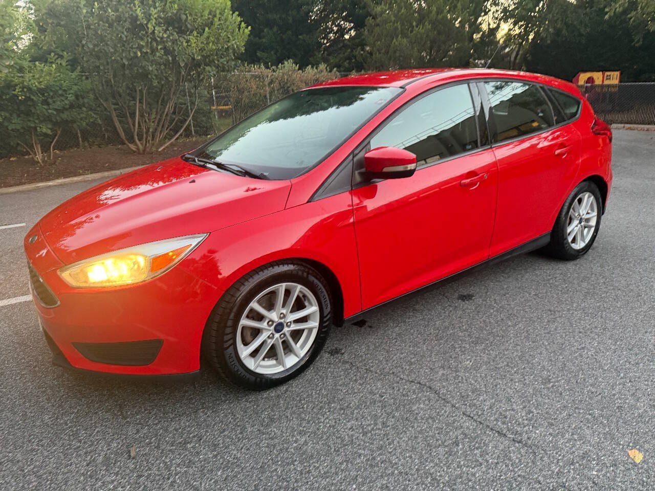 Used 2017 Ford Focus SE FWD image 29