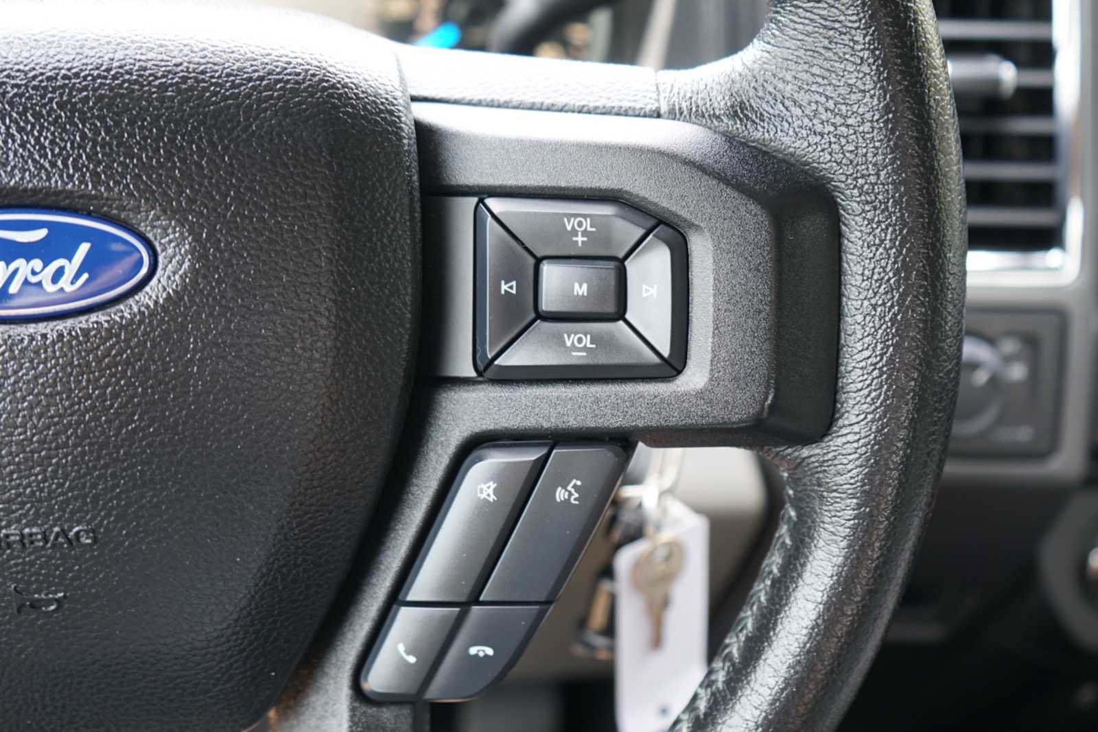 Used 2015 Ford F150 XLT w/ Equipment Group 301A Mid RWD image 14