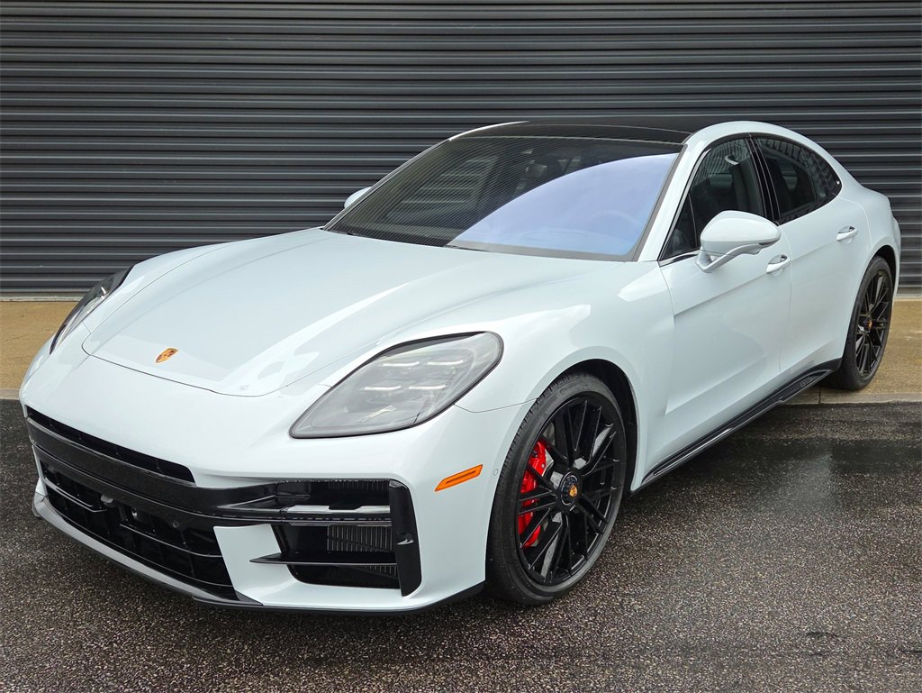 New 2026 Porsche Panamera GTS image 1