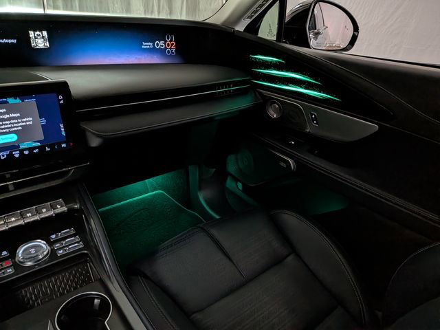 Used 2025 Lincoln Nautilus Reserve image 41