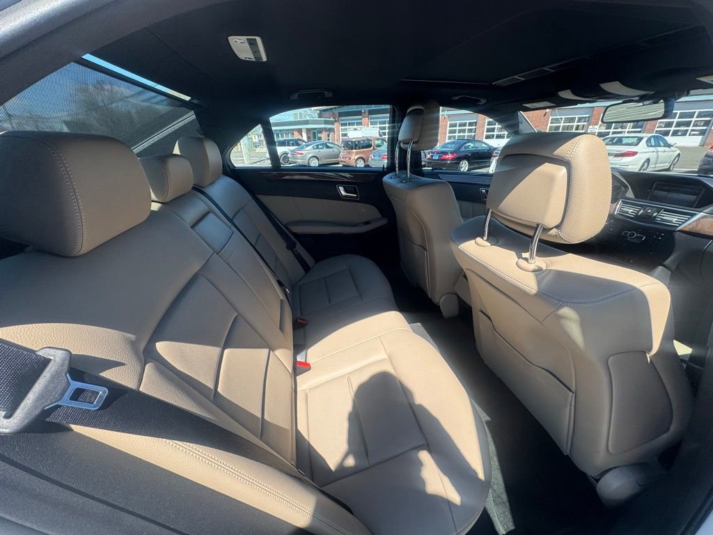 Used 2013 Mercedes-Benz E 350 Sedan image 31