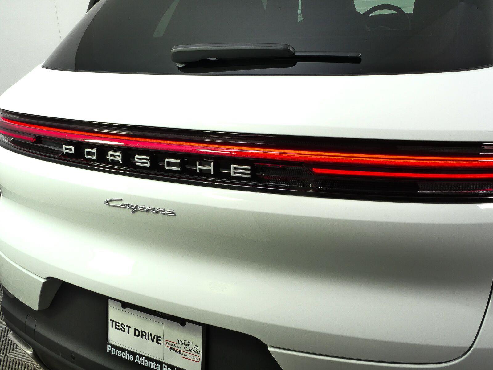 New 2026 Porsche Cayenne AWD/4WD image 35
