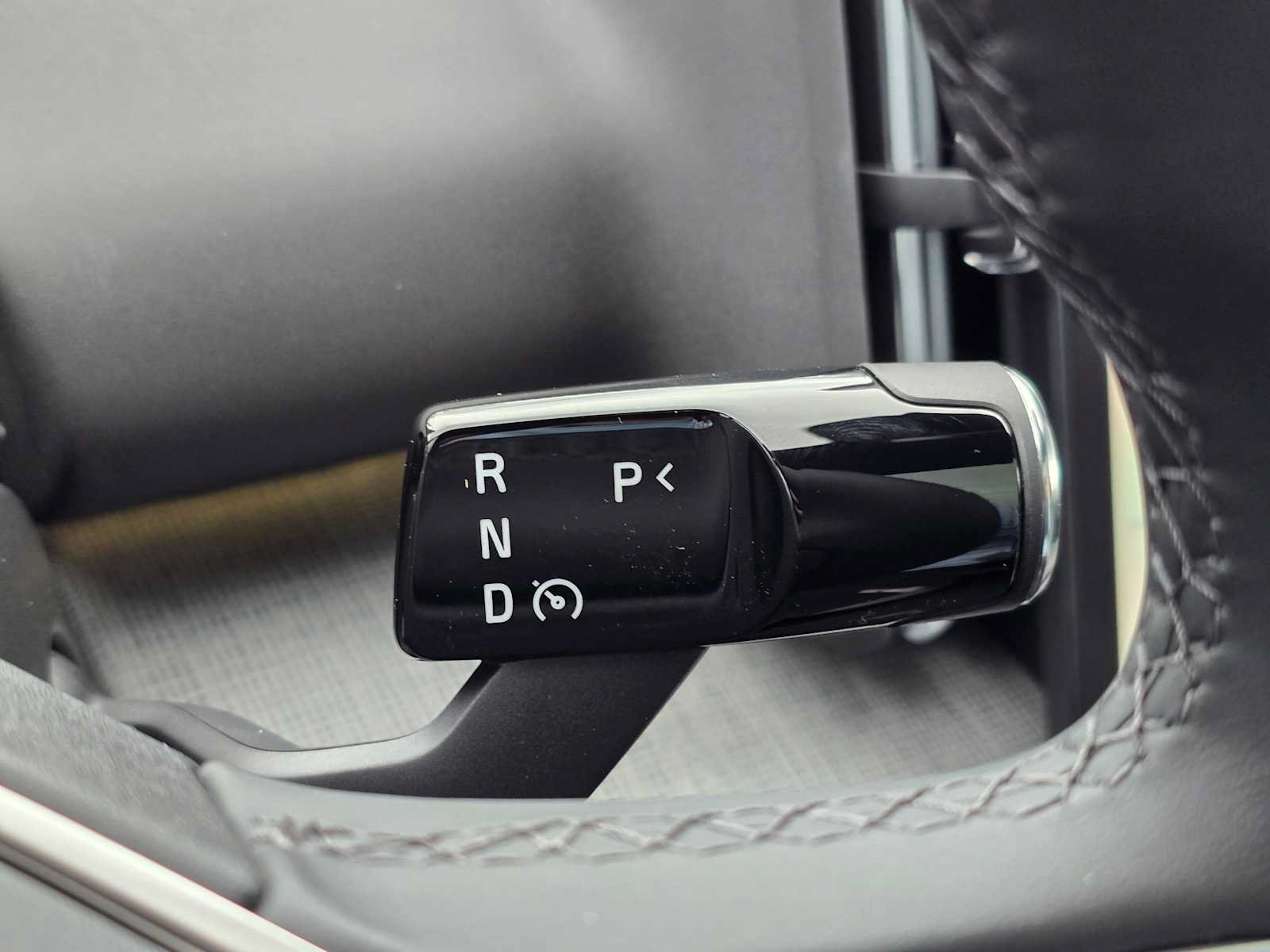 New 2026 Volvo EX30 Cross Country Ultra w/ Protection Package Premier AWD/4WD image 33
