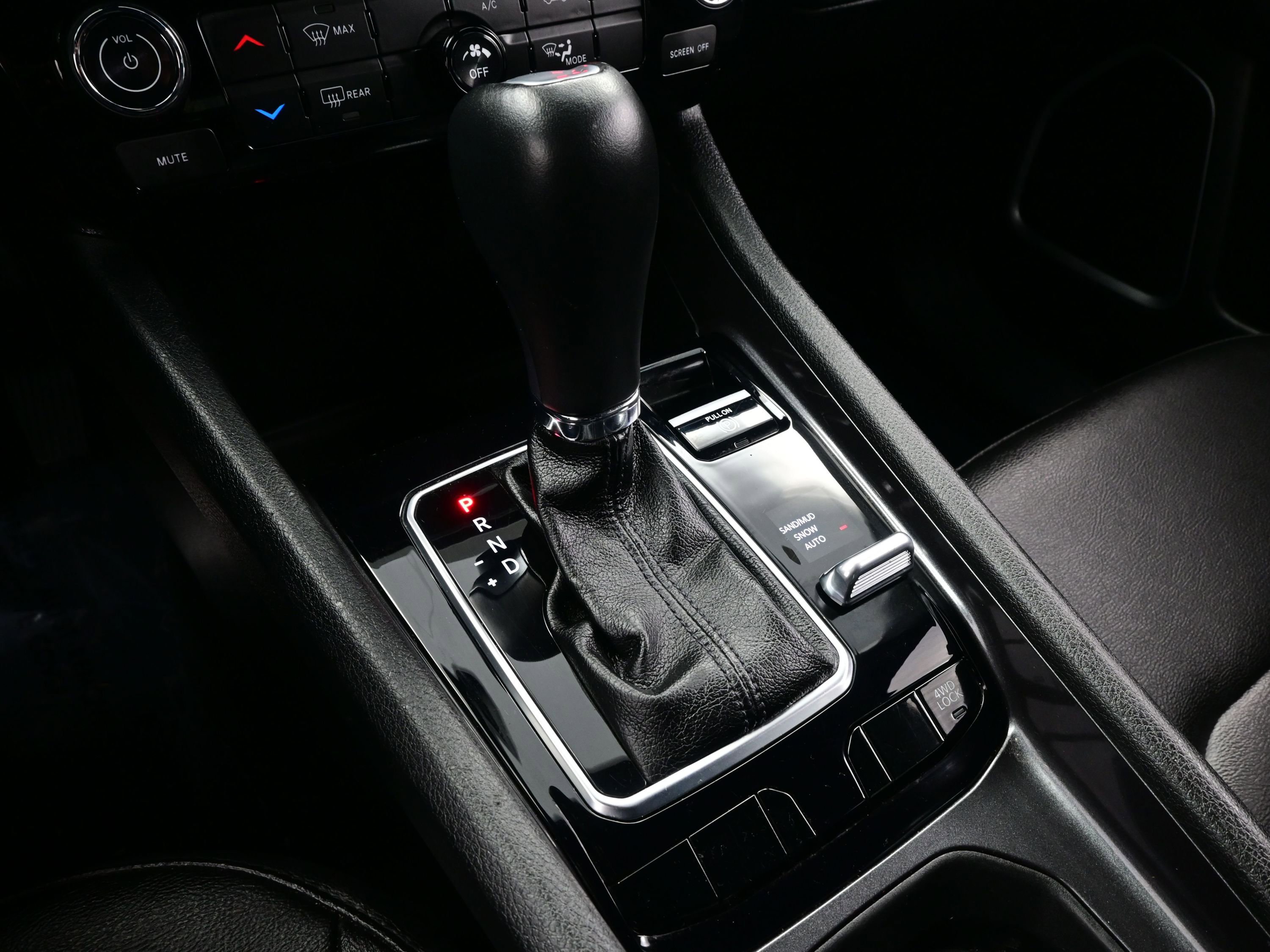 Used 2023 Jeep Compass Latitude image 21