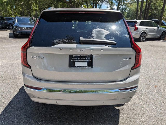 New 2025 Volvo XC90 B6 Core w/ Climate Package image 5