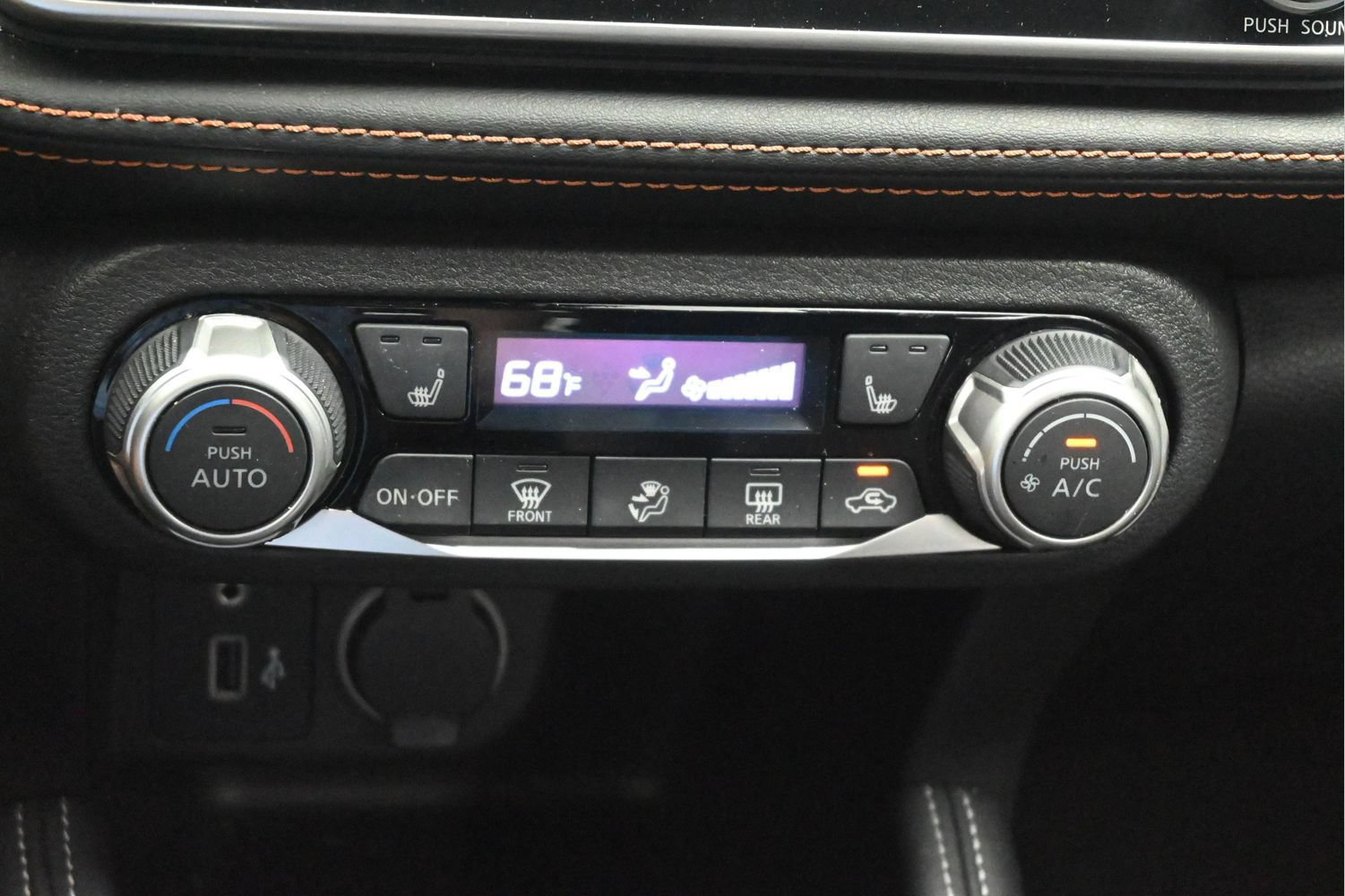 Certified 2020 Nissan Kicks SR w/ SR Premium Package FWD image 17