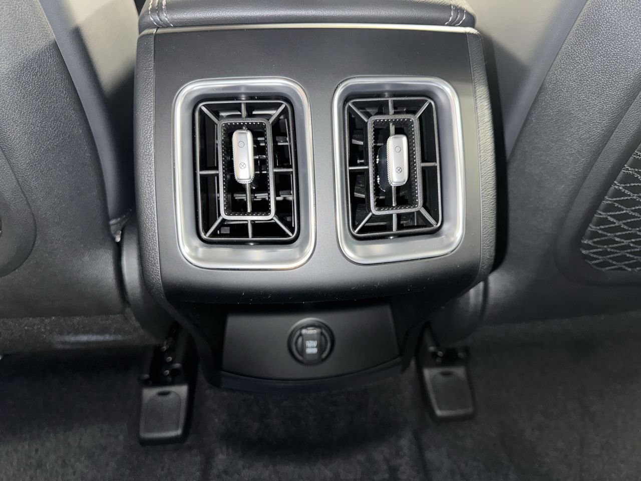 New 2026 Kia Sorento EX w/ EX Premium Package image 29