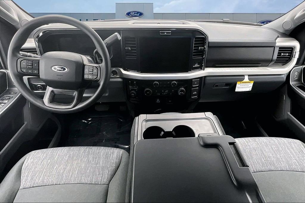 New 2026 Ford F250 XLT w/ XLT Premium Package image 5