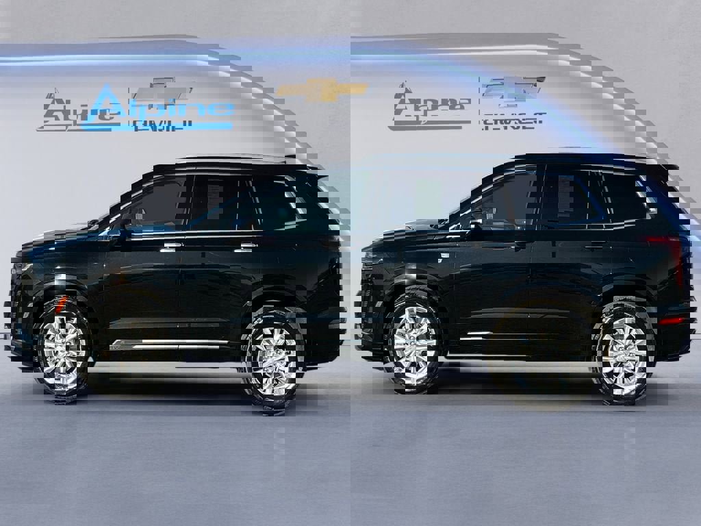 Used 2024 Cadillac XT6 Luxury w/ LPO, Floor Liner Package image 2