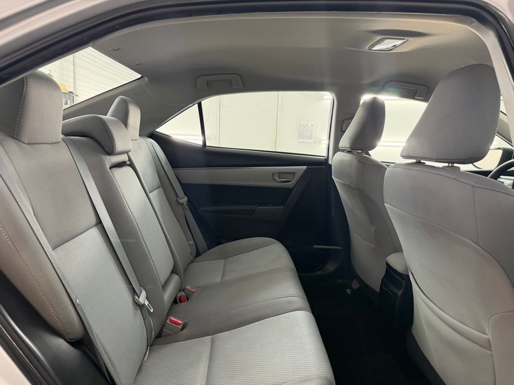 Used 2016 Toyota Corolla LE FWD image 36