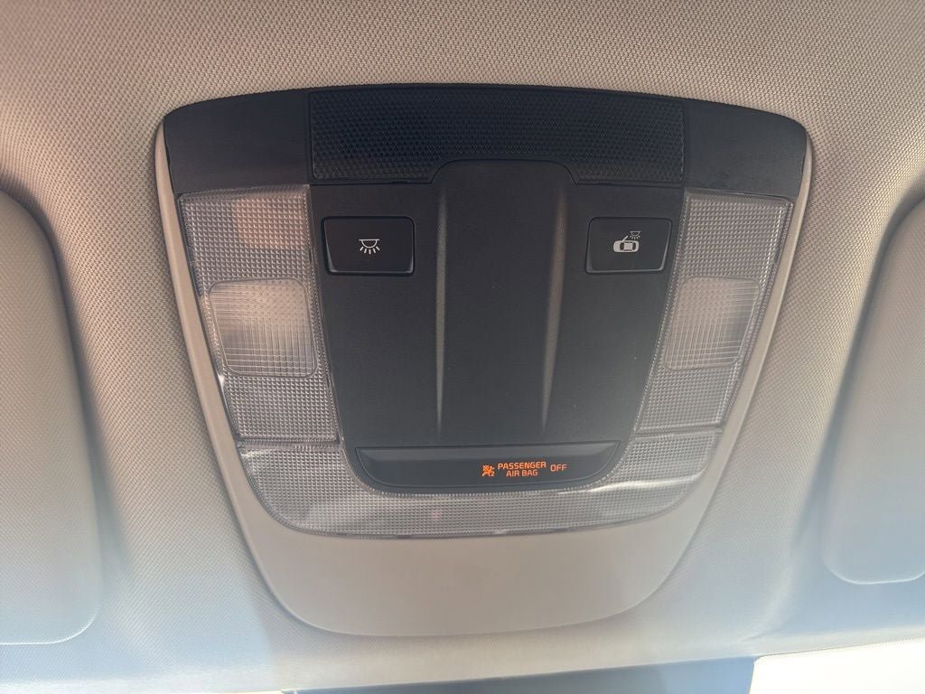 Used 2025 Kia Sportage LX AWD/4WD image 24
