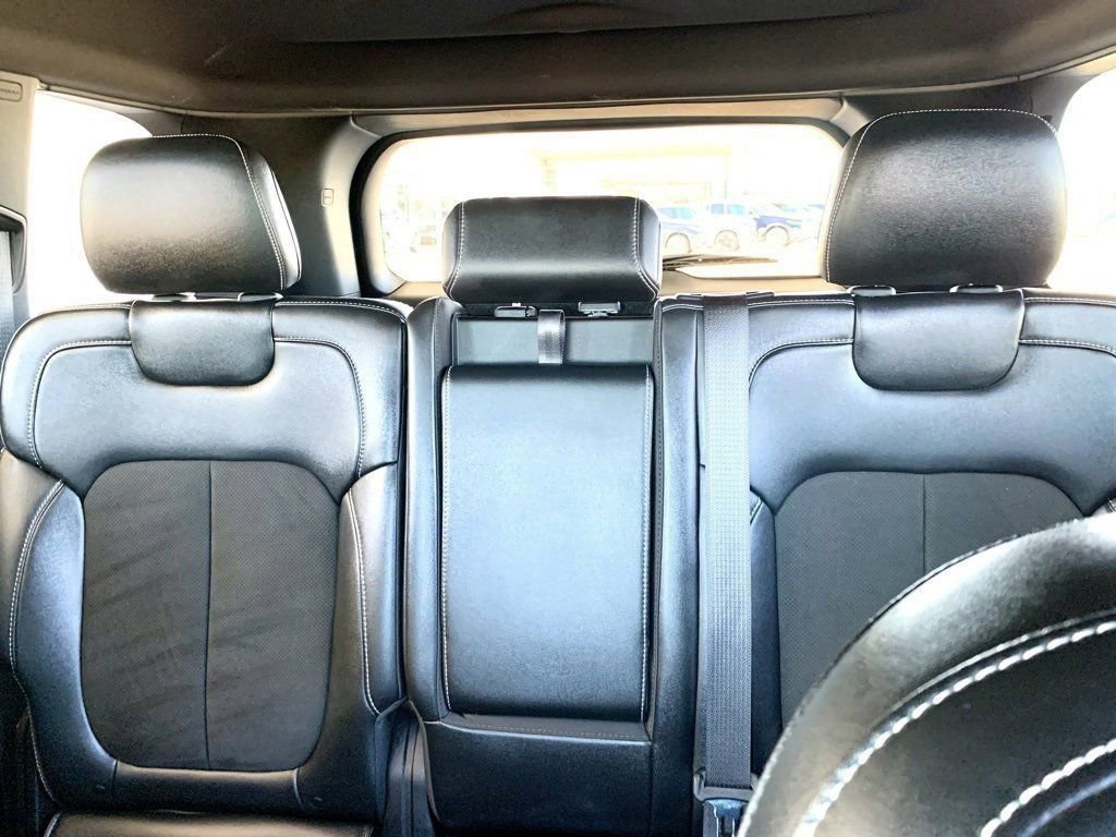 Used 2023 Jeep Grand Cherokee Altitude image 43