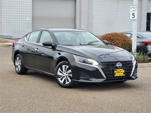 New 2025 Nissan Altima 2.5 S image 1