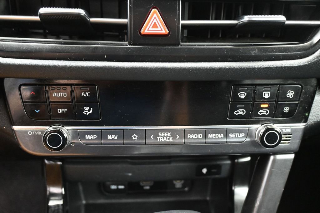 Used 2024 Kia Seltos SX w/ SX Sunroof Package AWD/4WD image 18