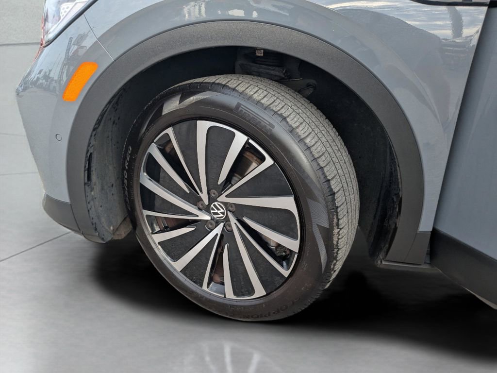 Certified 2023 Volkswagen ID.4 Pro S Plus AWD/4WD image 32