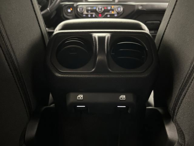 Used 2022 Jeep Gladiator Willys image 31