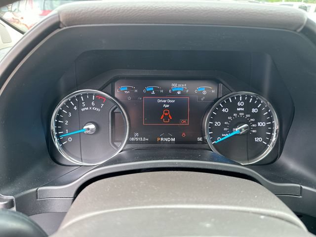 Used 2019 Ford Expedition Limited w/ Equipment Group 301A AWD/4WD image 13